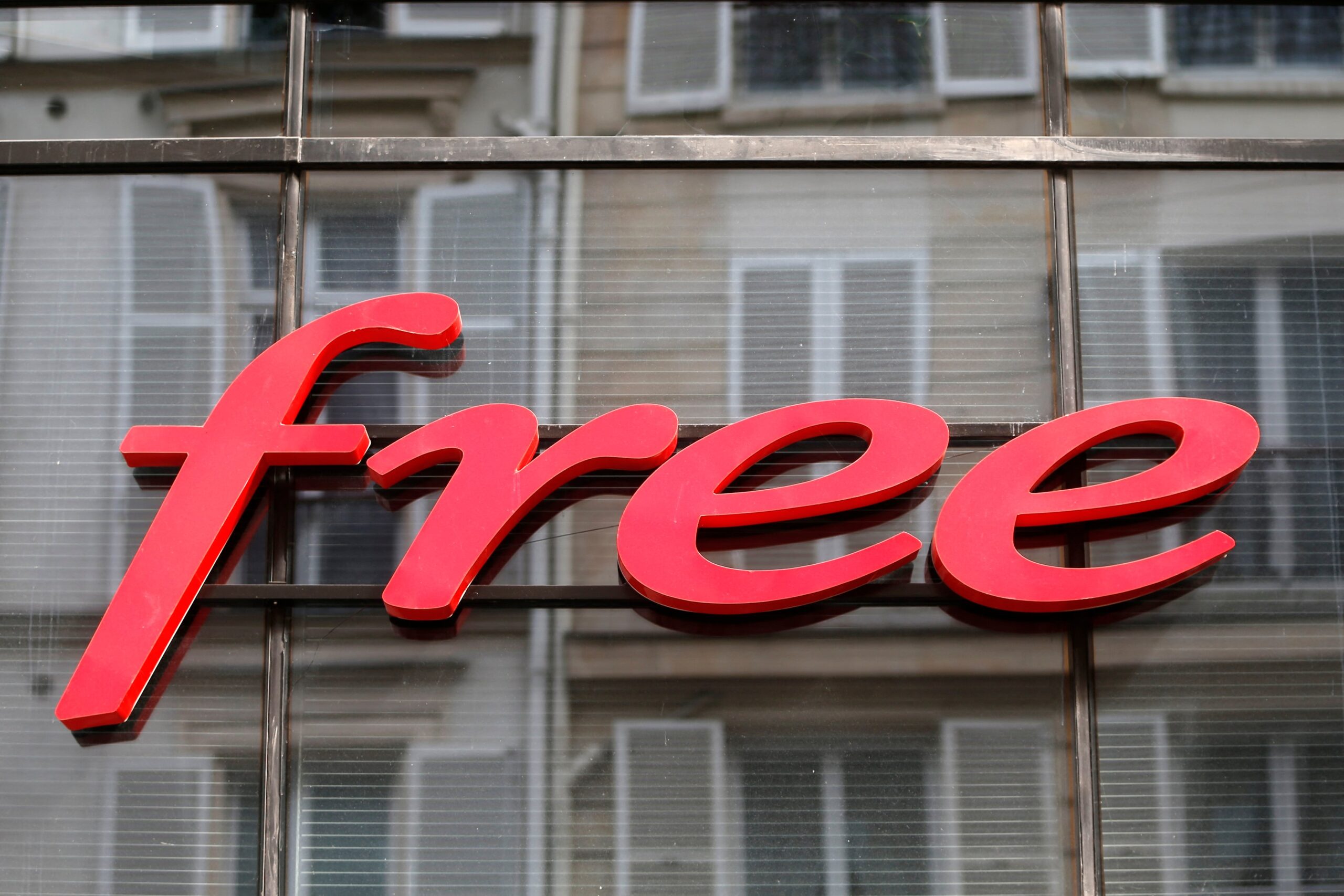 renouvellement-des-frequences-mobiles-:-free-deja-sur-le-pied-de-guerre